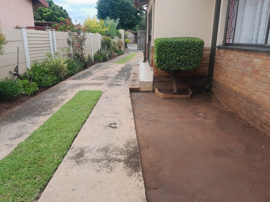 3 Bedroom Property for Sale in Oos Einde North West